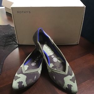 Rothy’s Olive Camo Pointed Toe Flats Size 7.5